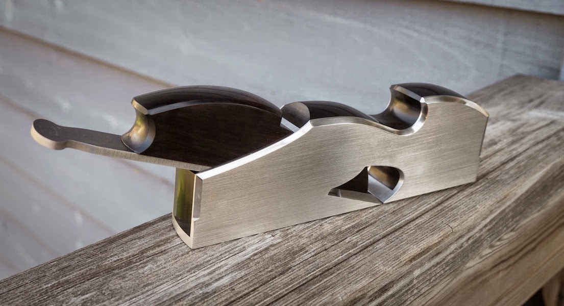 Shoulder Plane by Konrad Sauer